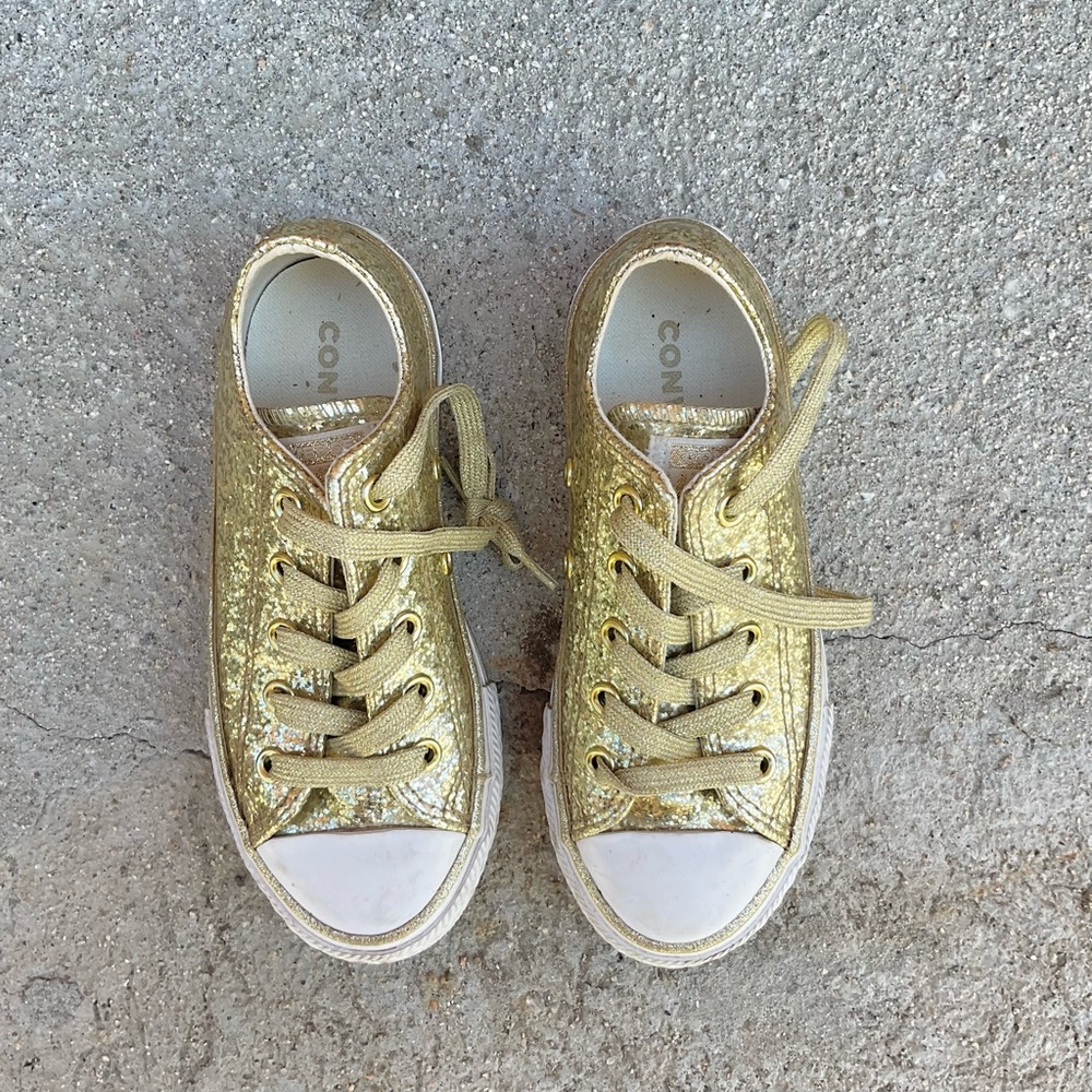 Converse Kids Gold Glitter Low-Top Sneakers